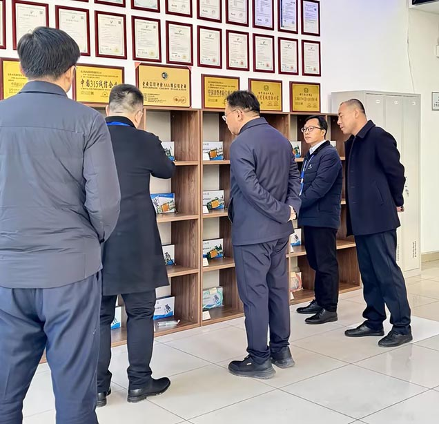 高碑店市委賈偉斌書記一行蒞臨光潤(rùn)通科技考察指導(dǎo)(圖1) 圖片1.png
